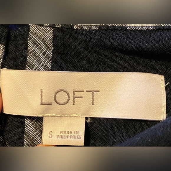 Loft small Plaid Puff Shoulder Blouse - Picture 7 of 7